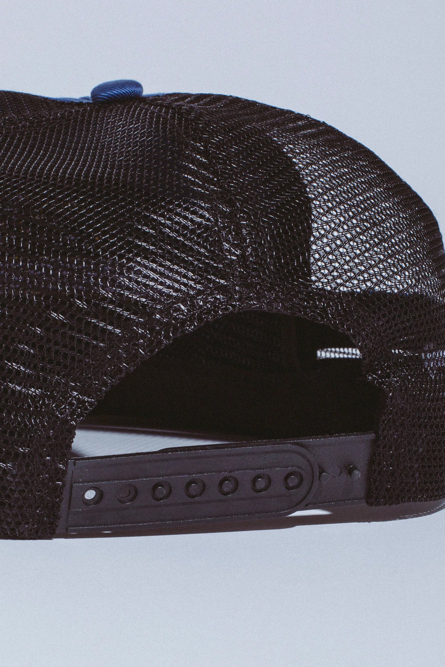 FA X Independent Spiral Logo Trucker - Navy
