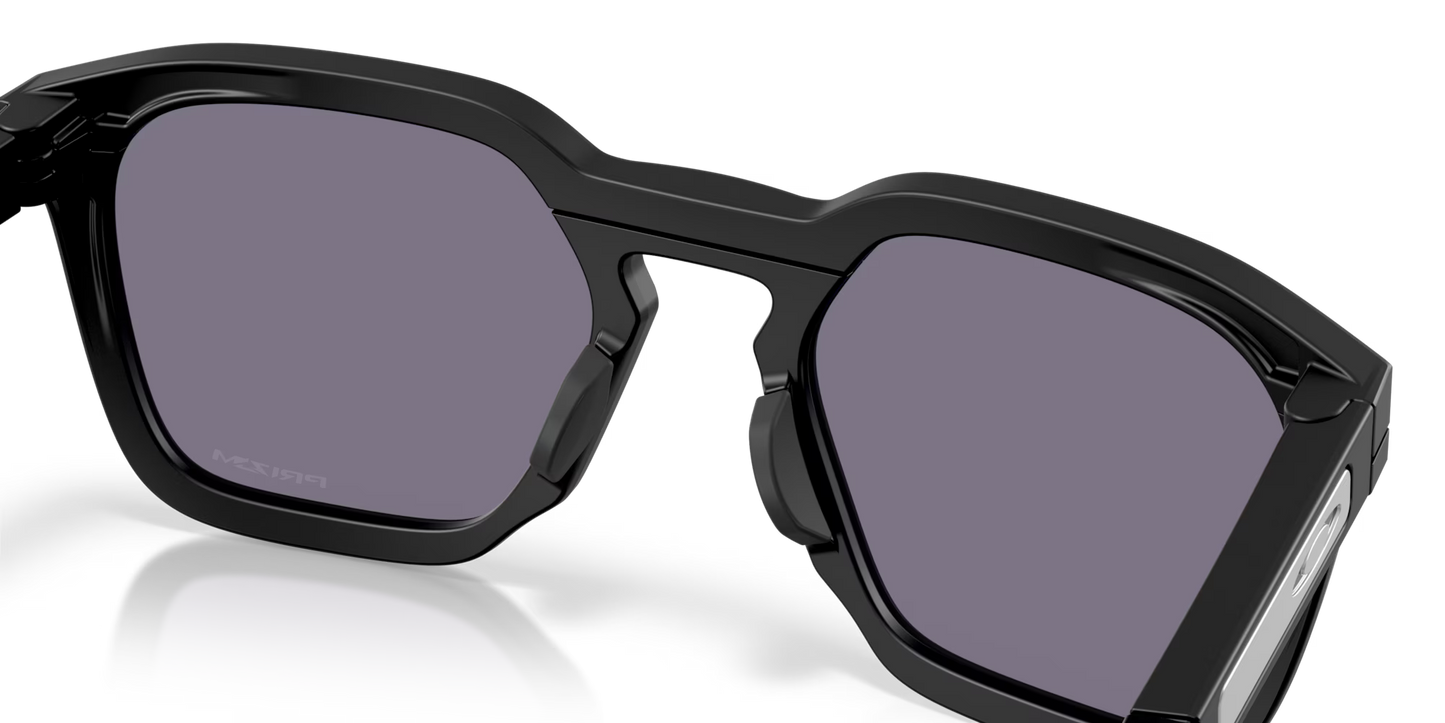 HSTN SQ Matte Black w/ Prizm Grey