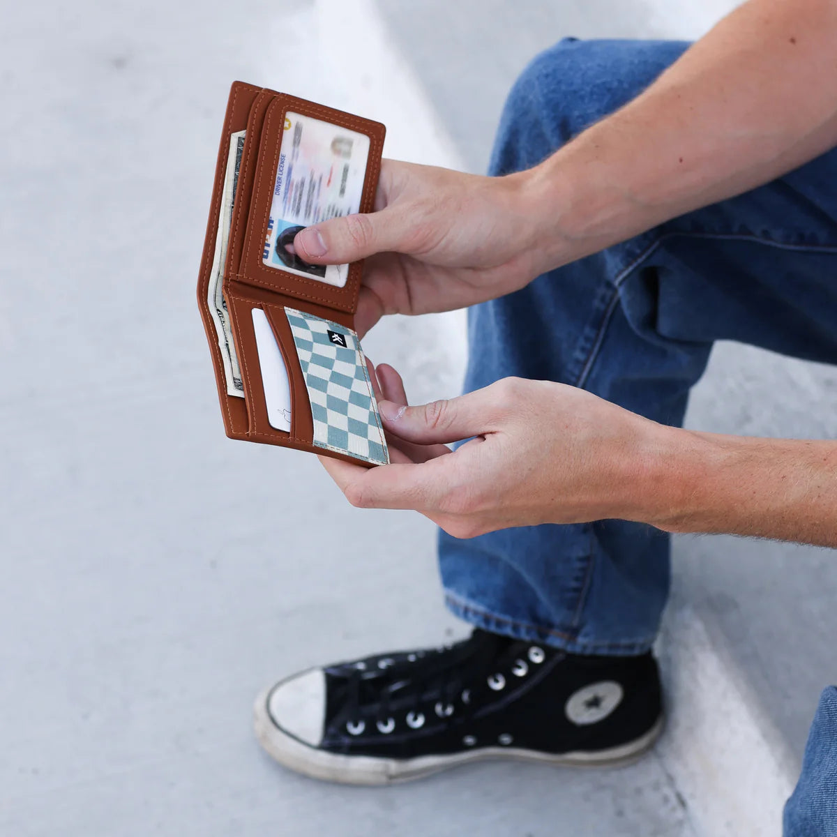 Thread Cash Bifold Wallet - Jupiter Aqua