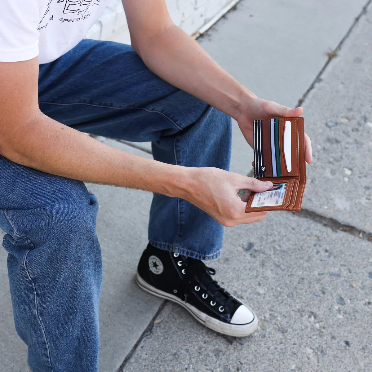 Thread Cash Bifold Wallet - Wesley