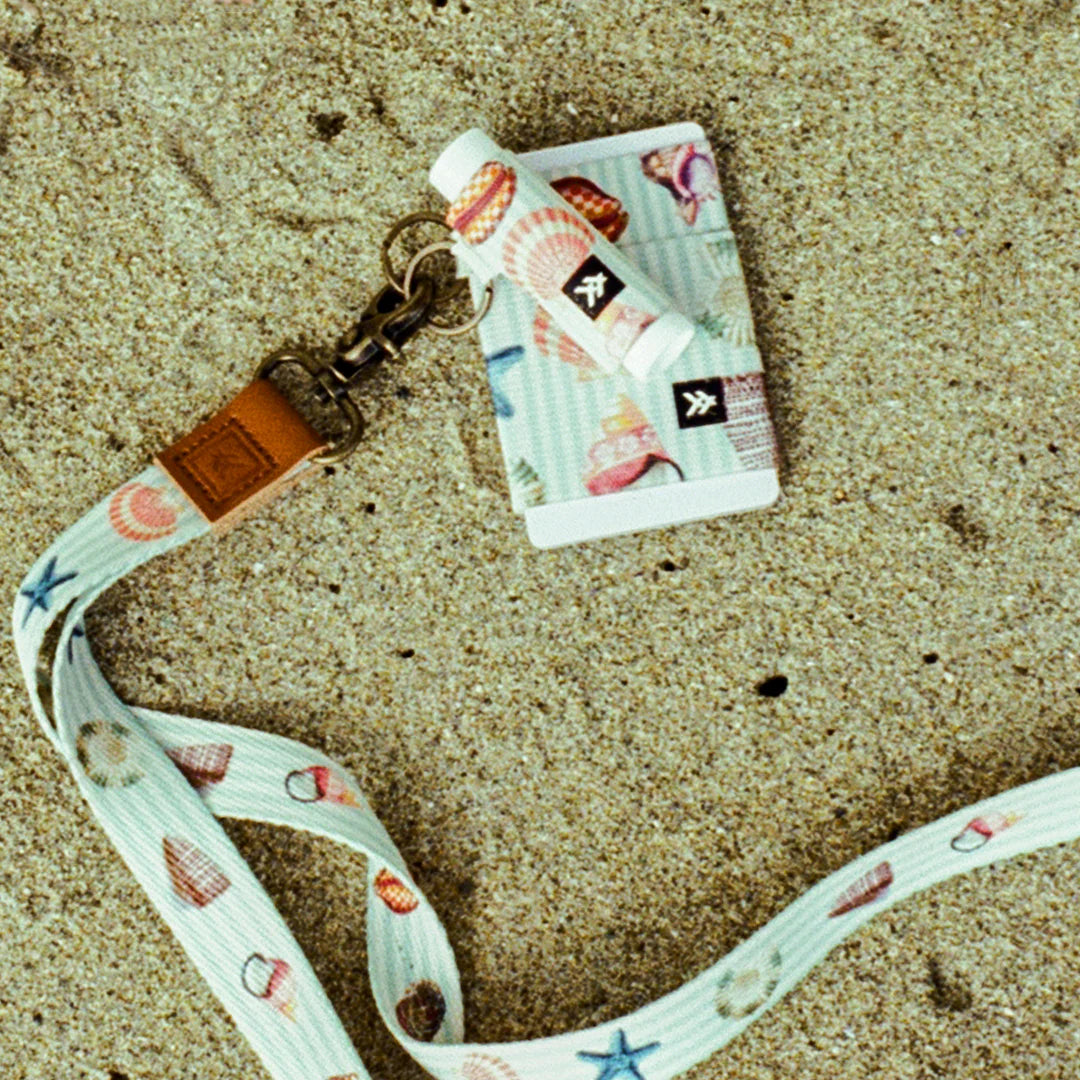 Thread Lip Balm Holder - Shells