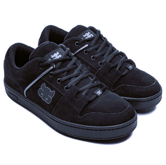 IPath Cricket - Black Suede