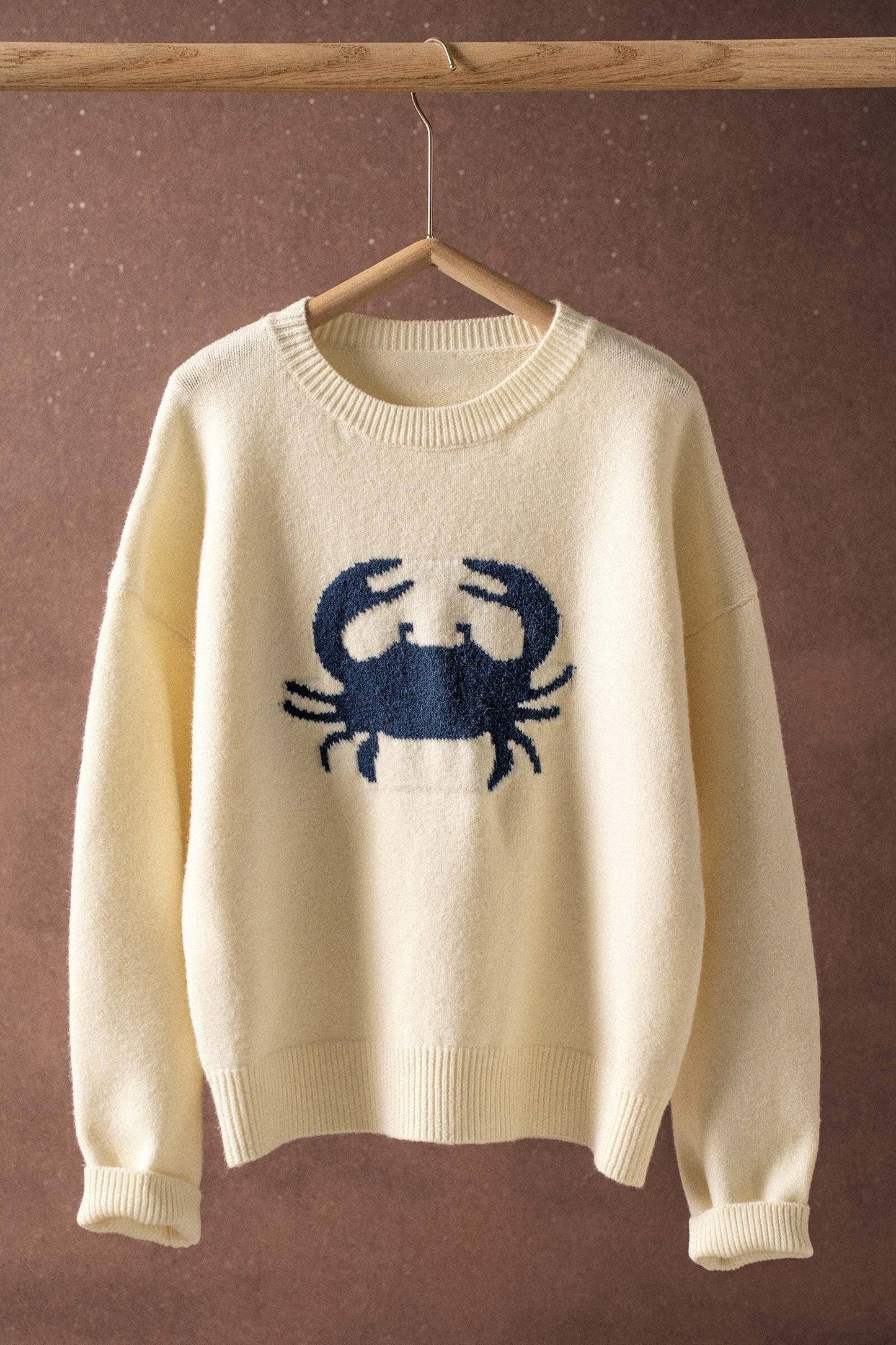 Crab Graphic Relaxed Knit Sweater - Ivory