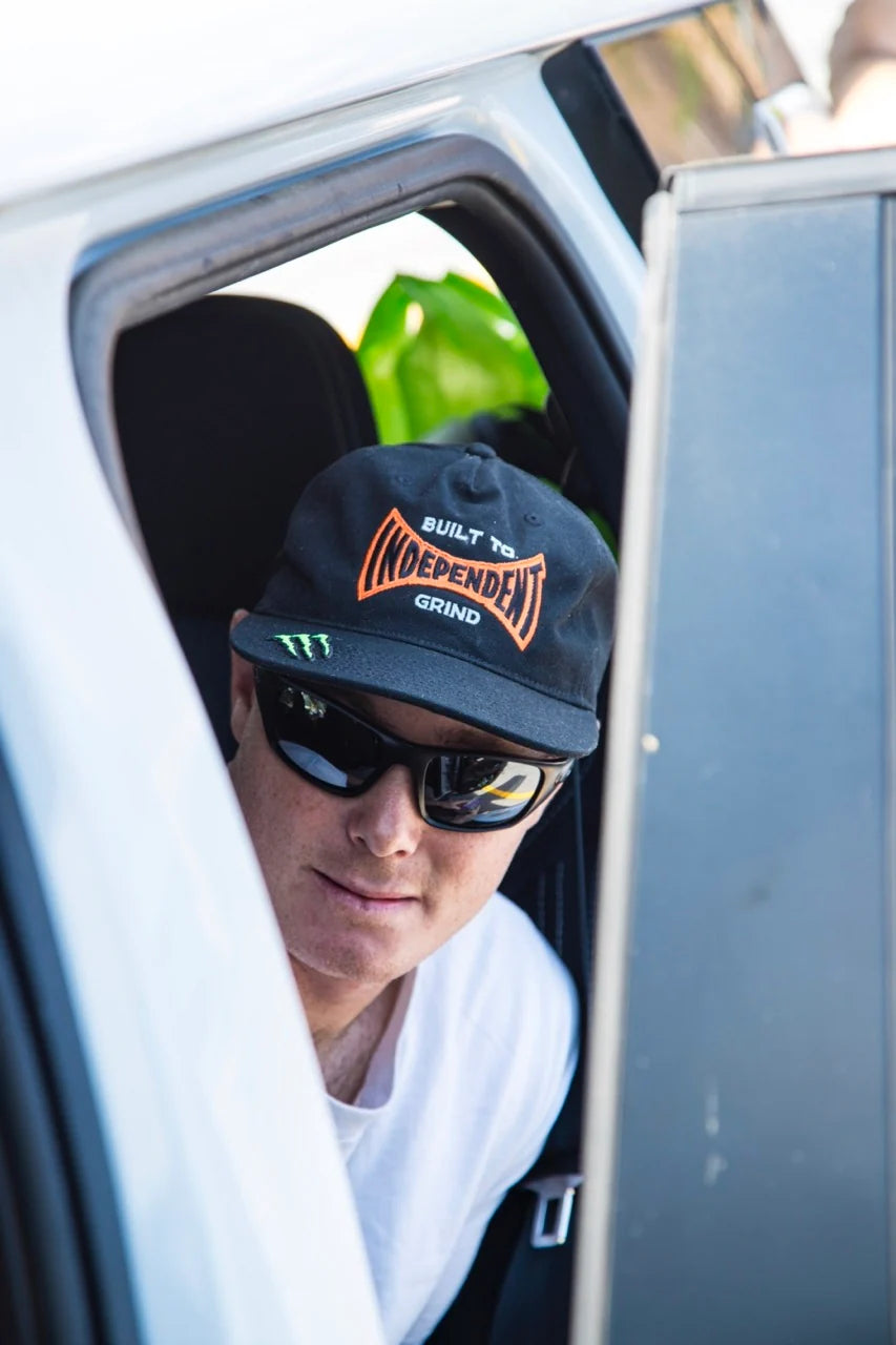 Independent BTG Span Unstructured Snapback Hat - Black