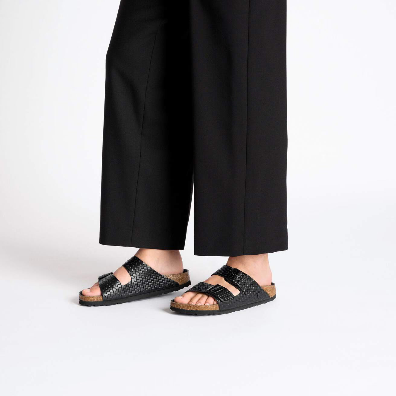 Arizona Rivet Logo Woven Embossed - Black