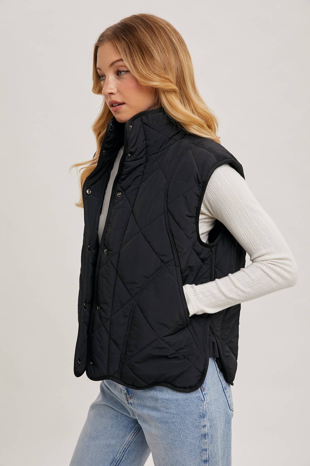 Button Down Quilted Puffer Vest : Black