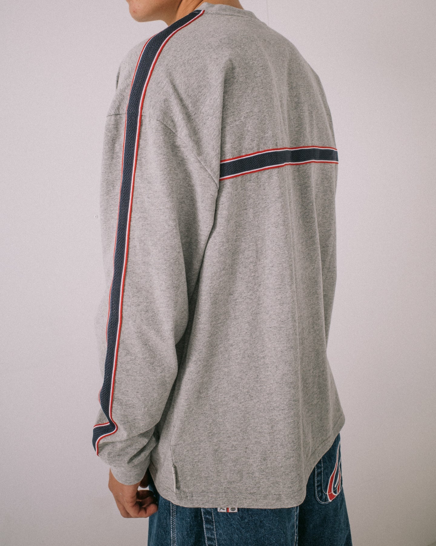 Rusty V-Money L/S Tee - Grey Marle