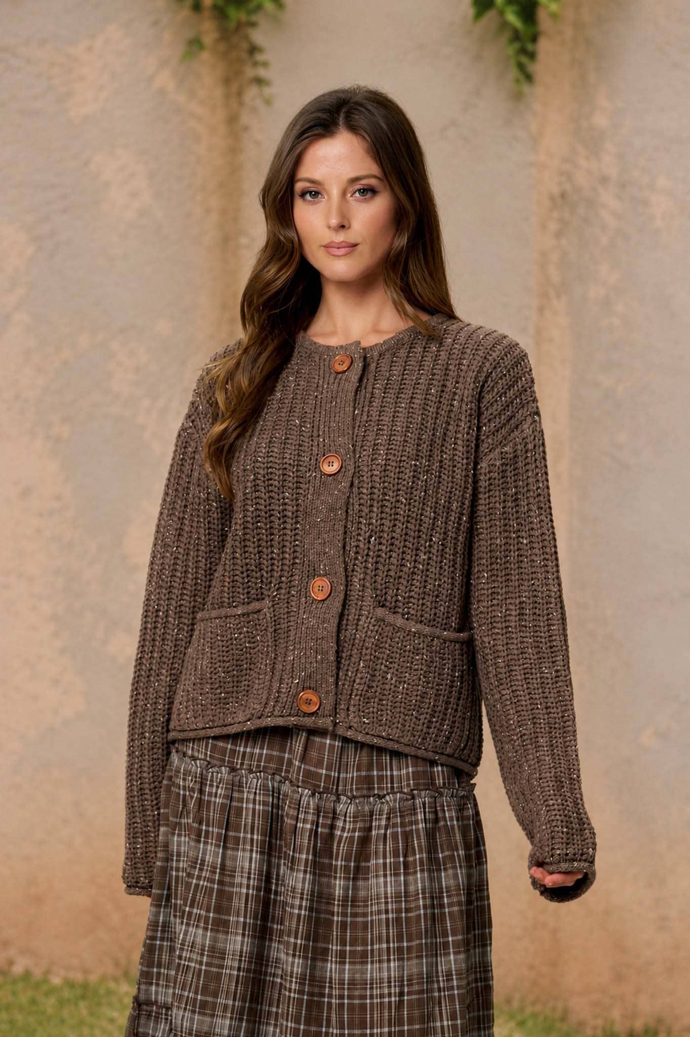 Marled Button Down Raw Edge Chunky Knit Cardigan: DEEP TAUPE