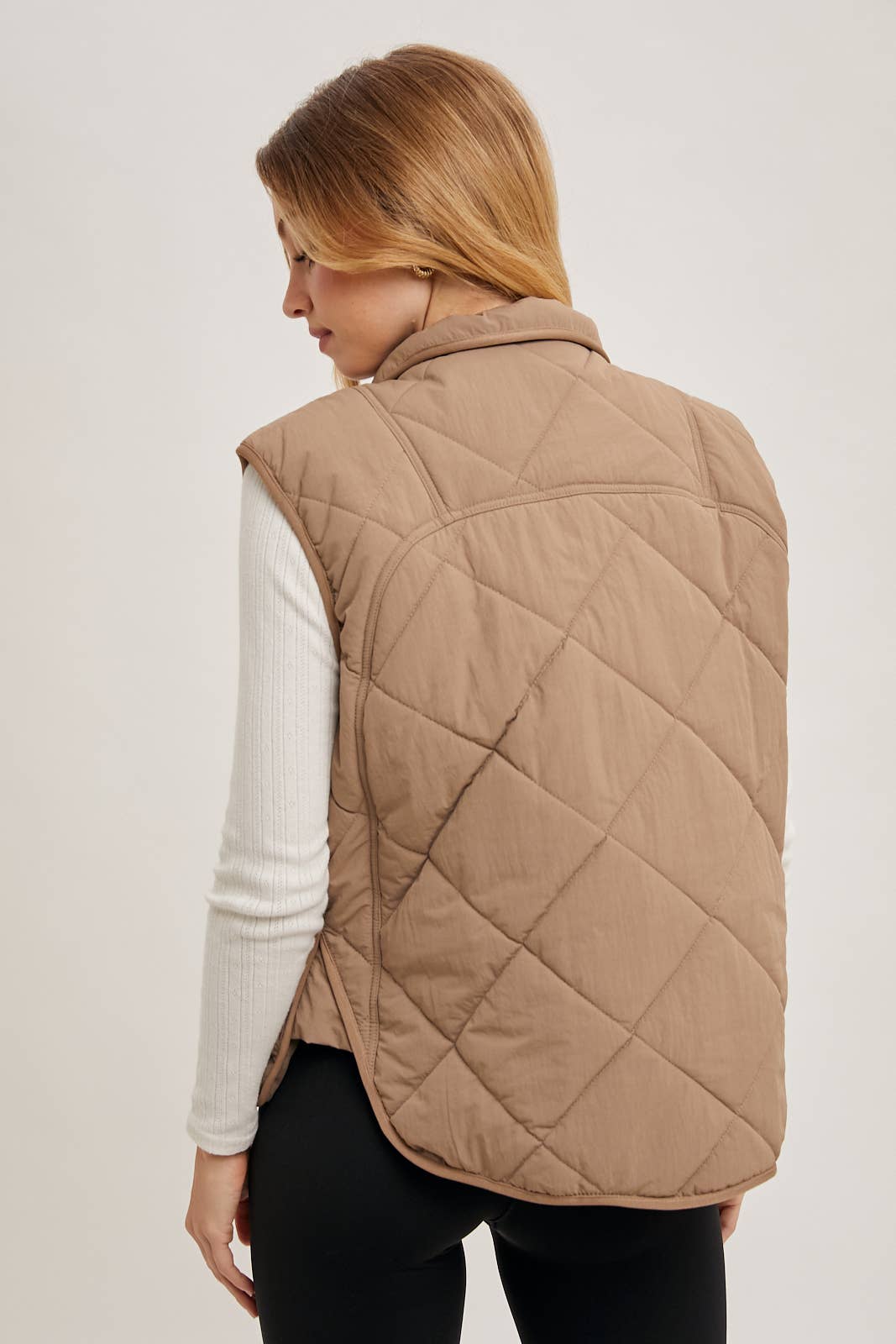 Button Down Quilted Puffer Vest with Pockets: Mushroom