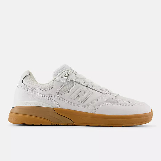 New Balance Numeric Andrew Reynolds 933 - White / Black