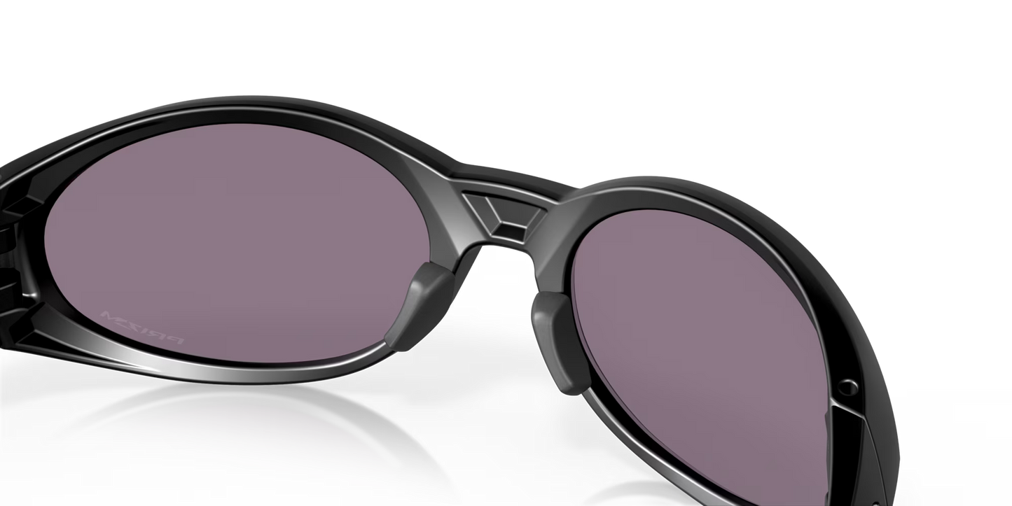 Eyejacket Redux Matte Black w/ Prizm Grey