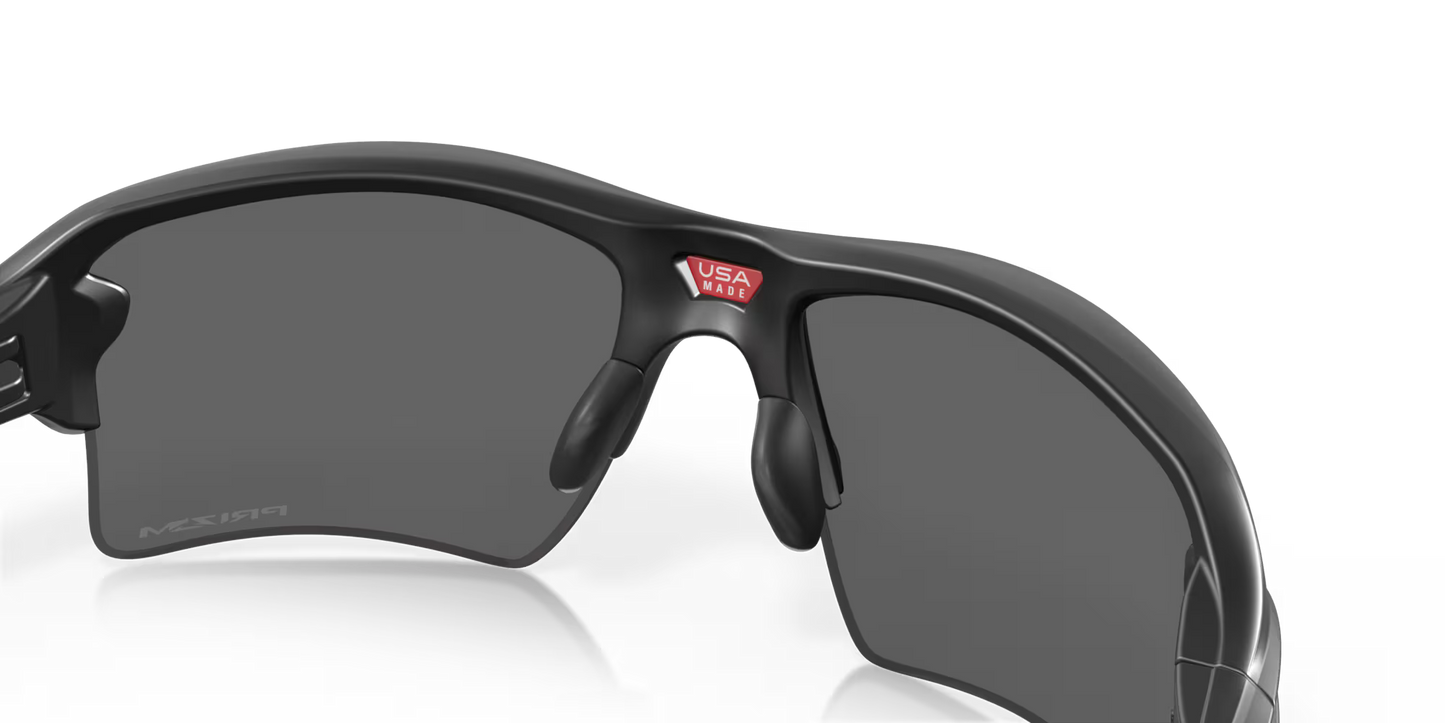Flak 2.0 XL Matte Black w/ Prizm Black Polarized