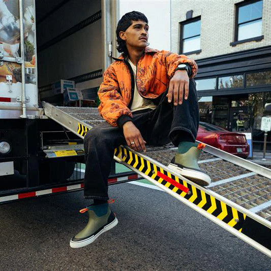 Xtratuf Men’s 7’’ Ankle Deck Boot Out Of The Ordinary - Moss/Cobalt