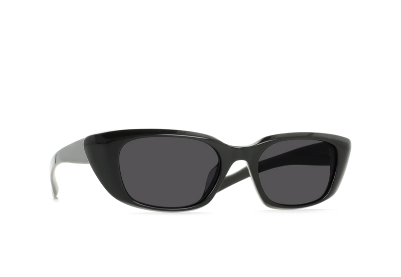 Iwa Recycled Black / Smoke Polarized Lens
