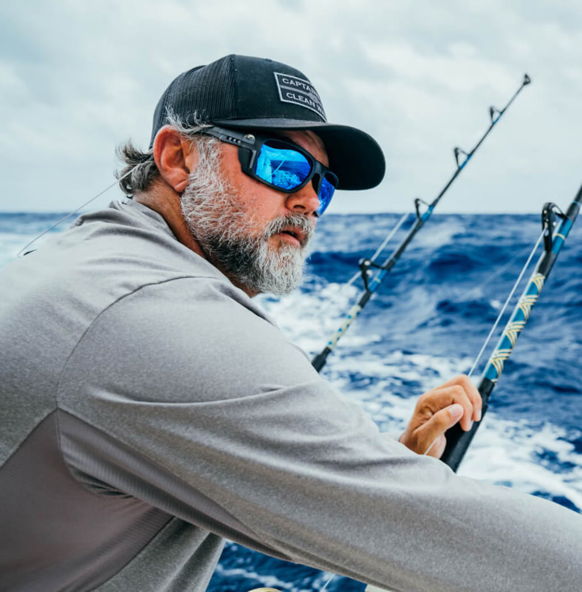 King Tide 8 Black Pearl Sunglasses - Blue Mirror 580G
