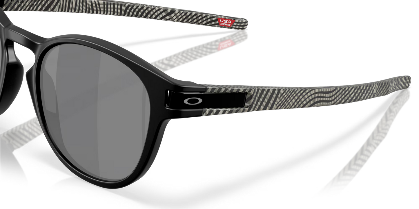Latch Matte Black w/ Prizm Black Polarized