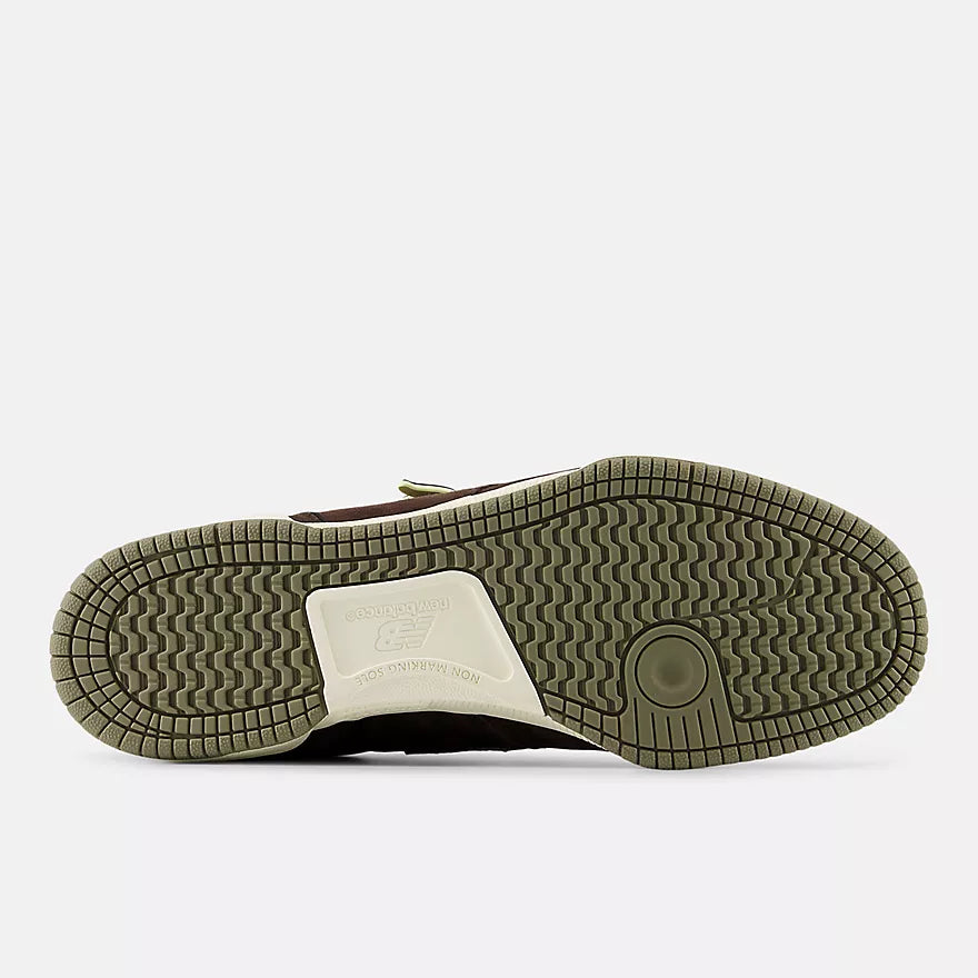 New Balance Numeric Krooked Skateboards 600 Tom Knox - Chocolate w/ Olive