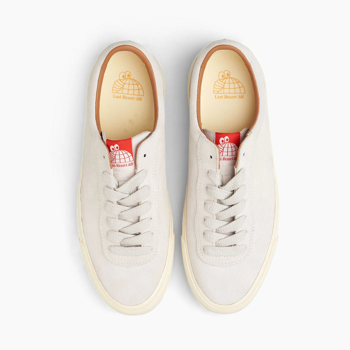 Last Resort VM001 Lo Suede - White / White