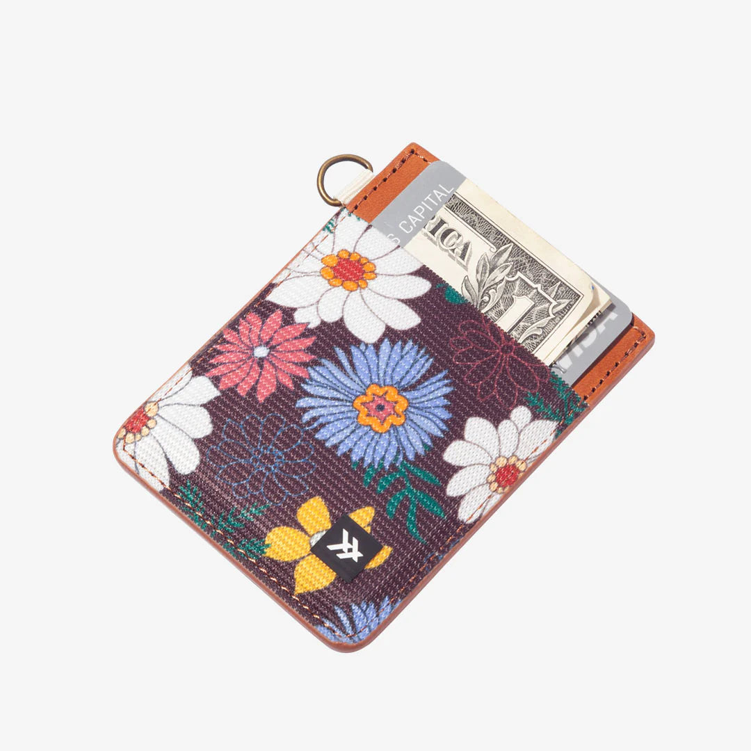 Thread Vertical Wallet - Clover