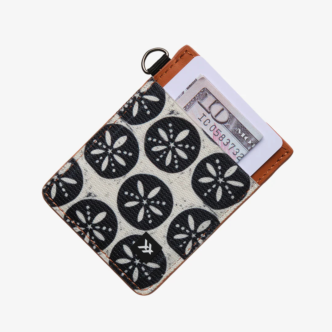 Thread Vertical Wallet - Sand Dollar Black