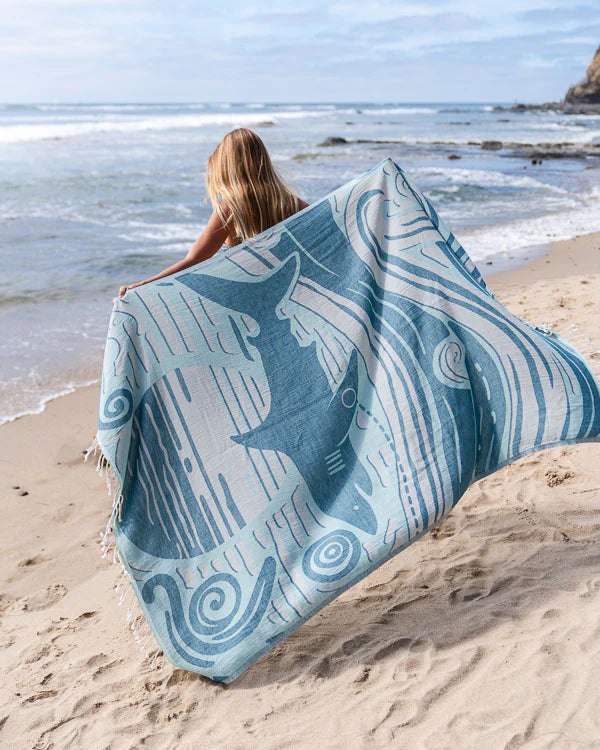 Sand Cloud Voyage Shark - Large - Fahlo