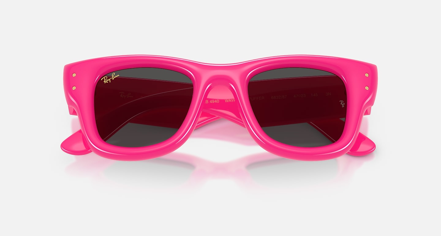 Wayfarer Puffer 47 Fucsia W/ Ultra Black Lens