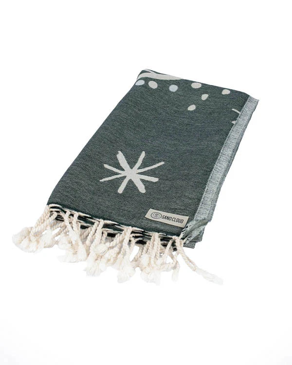 Sand Cloud Ziggy The Whale Beach Towel - Regular