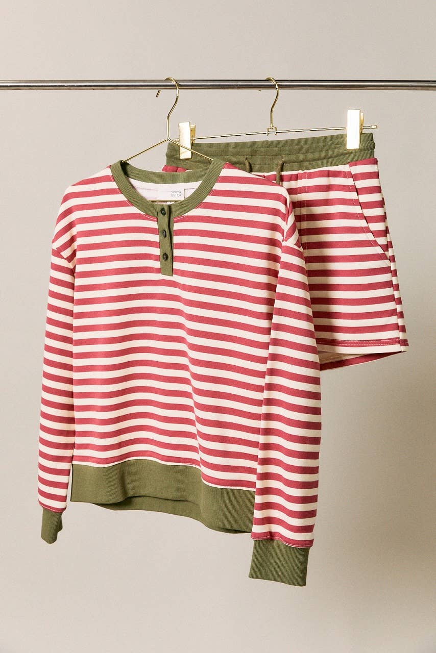 Drawstring Contrast Detail Pintuck Stripe Sweatshorts: Cream-Mauve Stripe