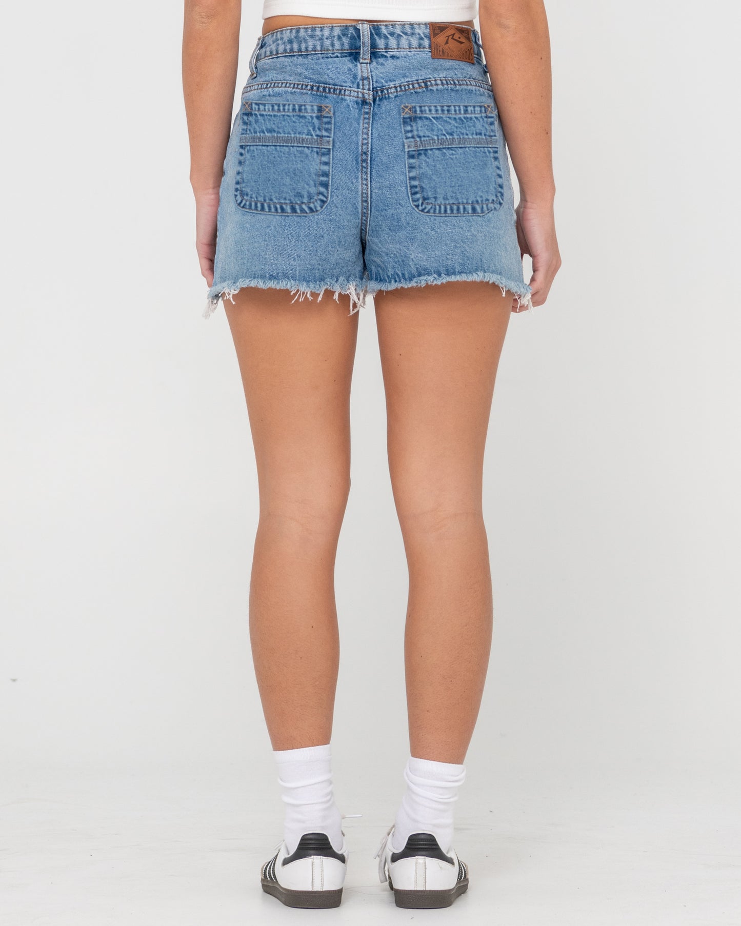 Penny Kick Flare Denim Jort Short - Middy Blue