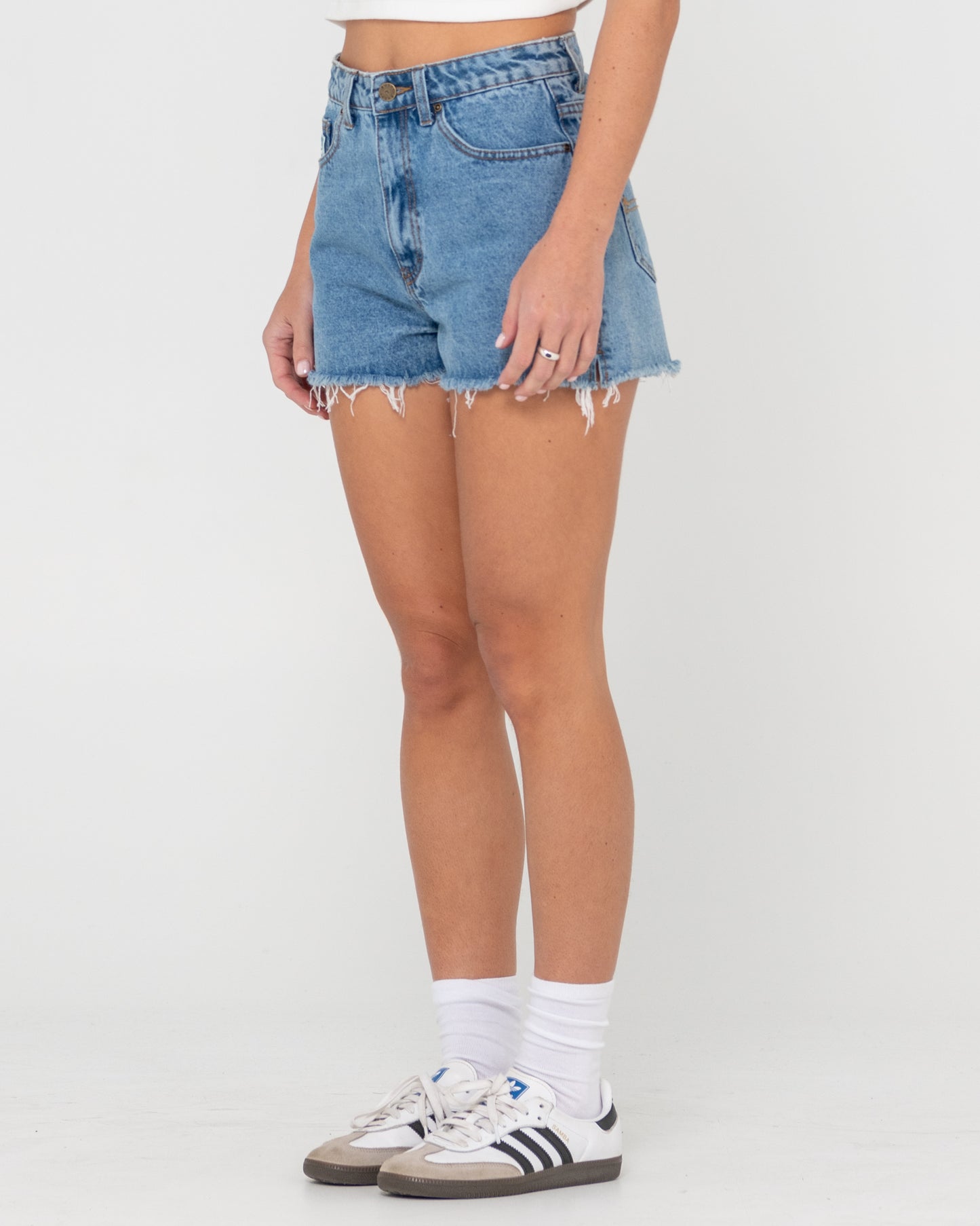 Penny Kick Flare Denim Jort Short - Middy Blue