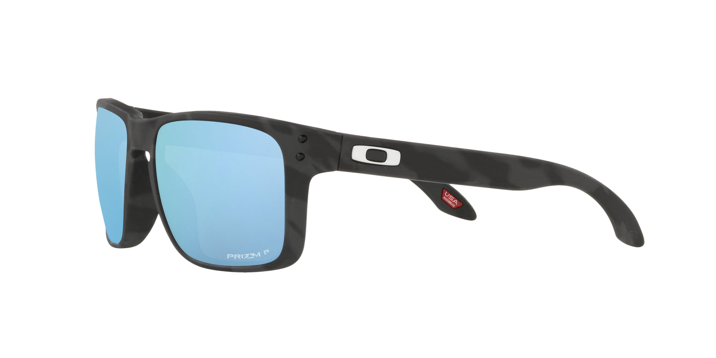 Holbrook Matte Black Camo w/ Prizm Deep h20 Polarized