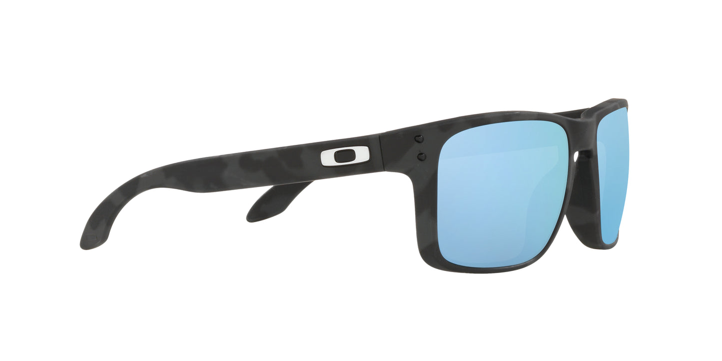 Holbrook Matte Black Camo w/ Prizm Deep h20 Polarized